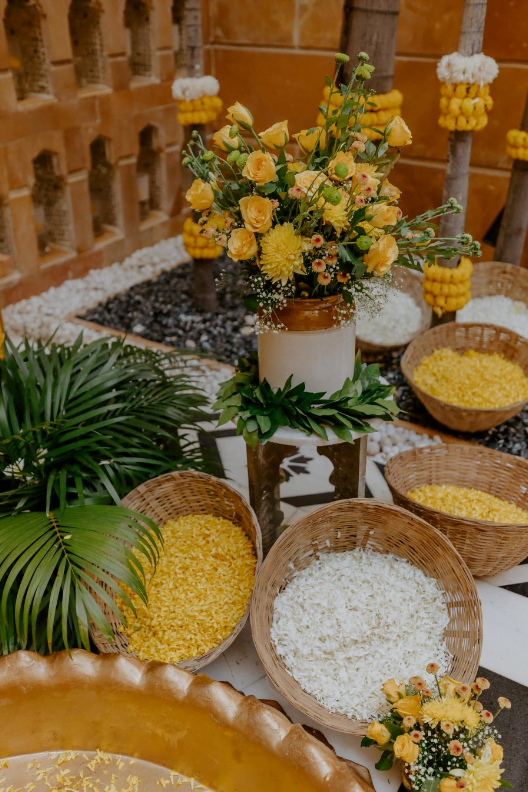 simple DIY cane basket and flower decoration for haldi 