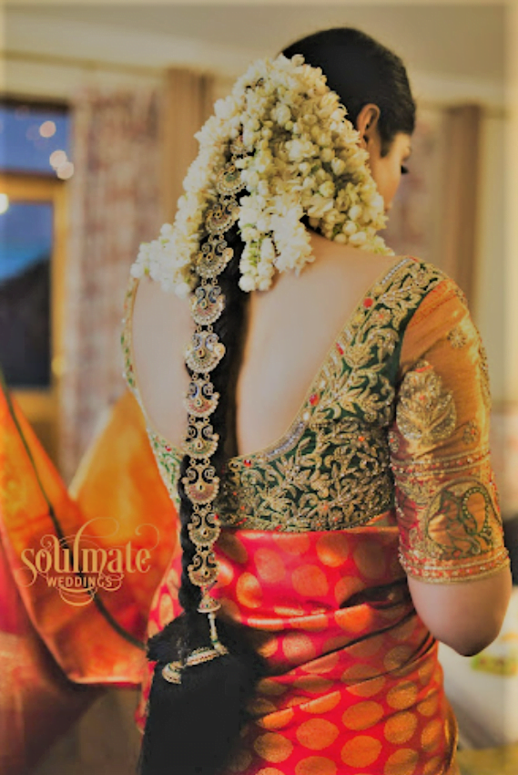 simple gajra bridal hairstyle for south indian wedding