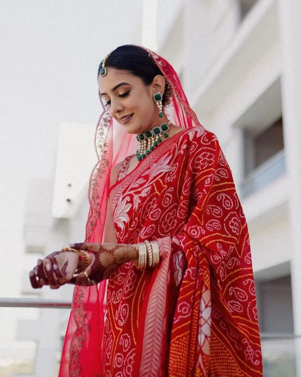 simple and plain bandhani print saree for marriage