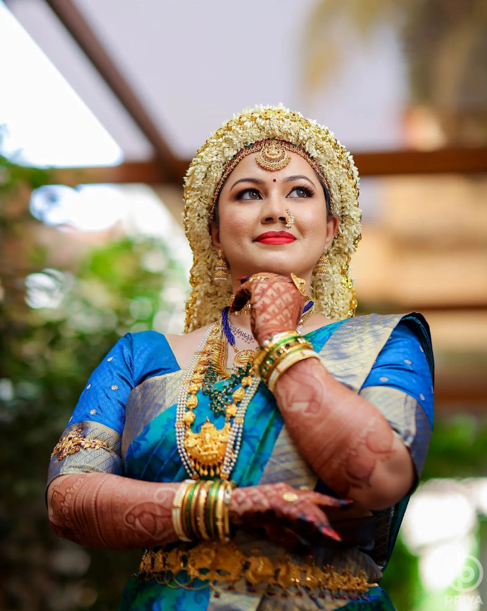 Traditional Tamil Iyengar Hairstyles AKA Andal Kondai We Spotted Brides In!  | WeddingBazaar