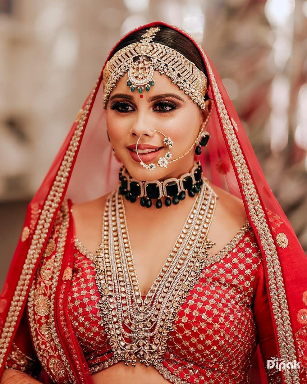 broad kundan matha patti for wedding with green beads