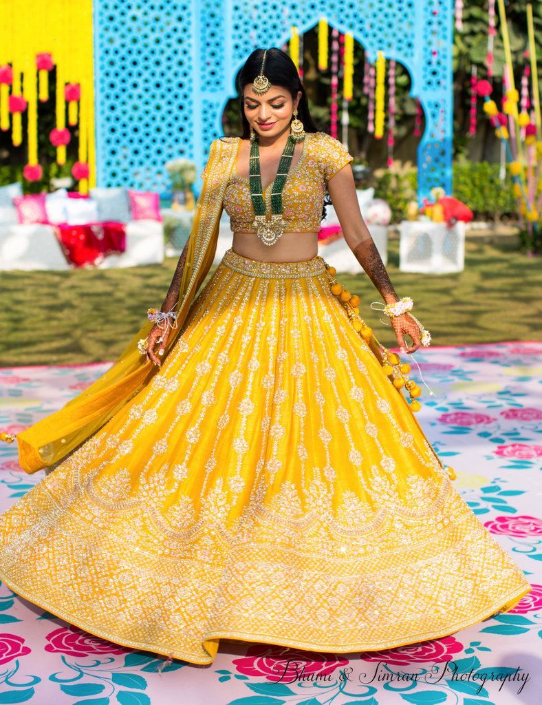 yellow haldi dress for bride sister