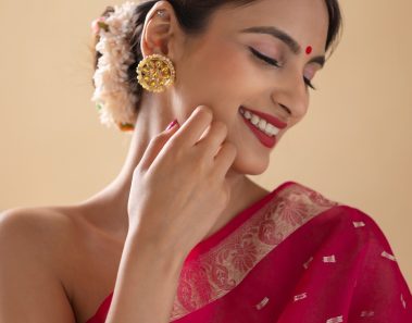  Pamper Yourself with makeO’s Best Pre-Bridal Packages this Wedding Season!