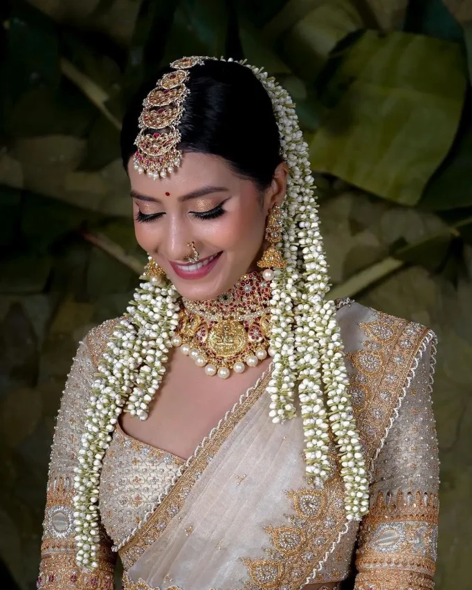 unique and royal south indian bridal blouse design for kerala bride