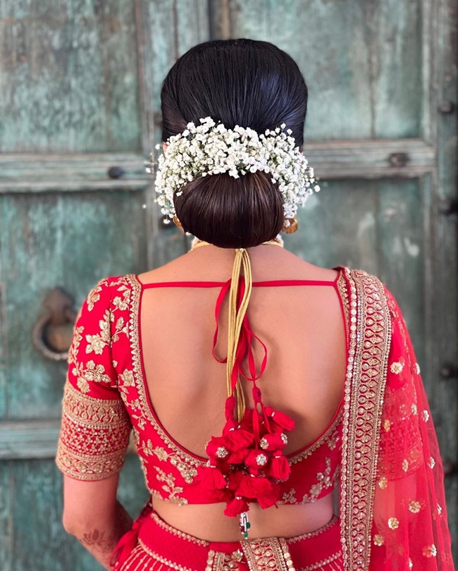 backless blouse design with latkans for the wedding day