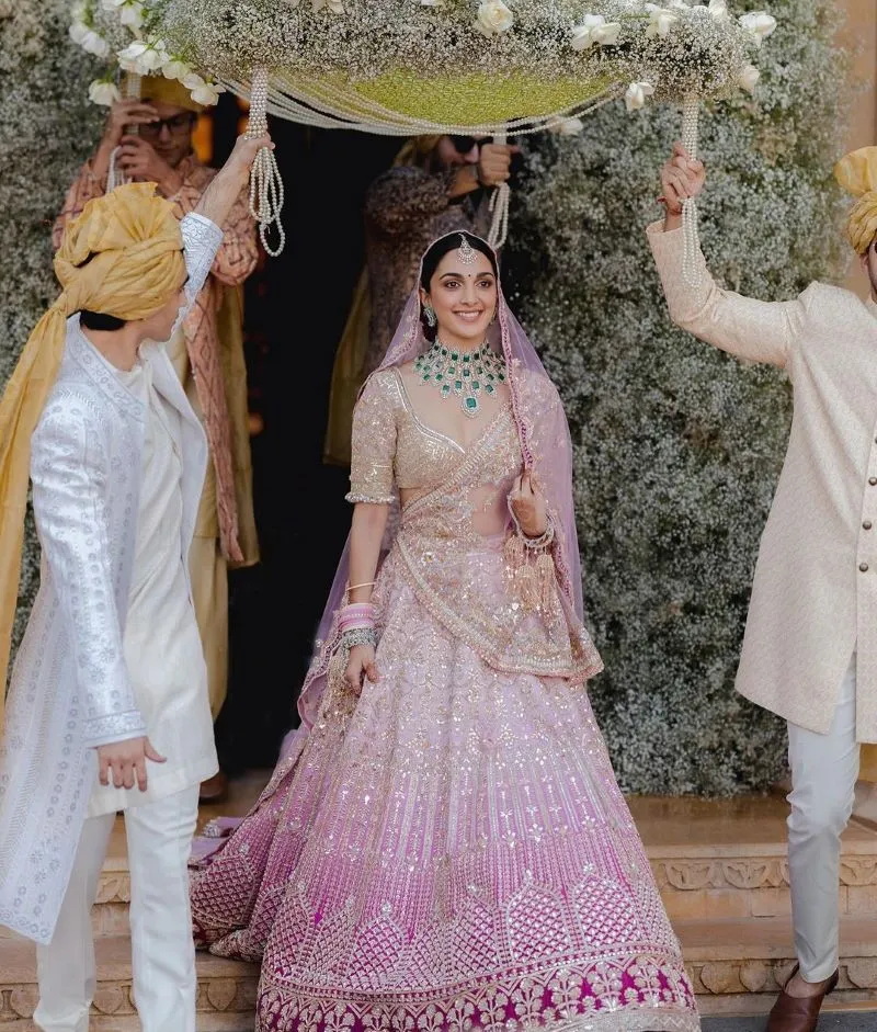 celebrity double dupatta setting style for lehenga for bride