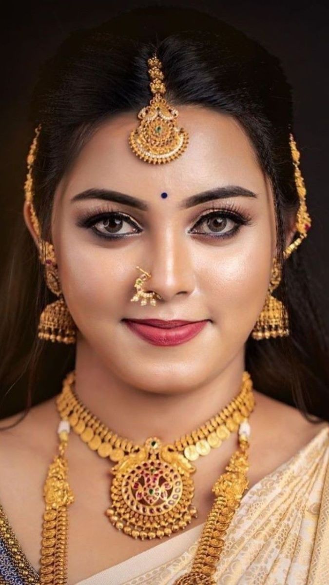 simple south indian makeup look featuring red lips