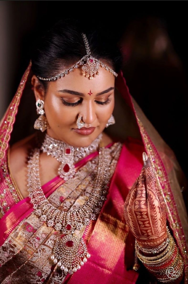brown south indian bridal makeup with radiant skin for dark dusky skin