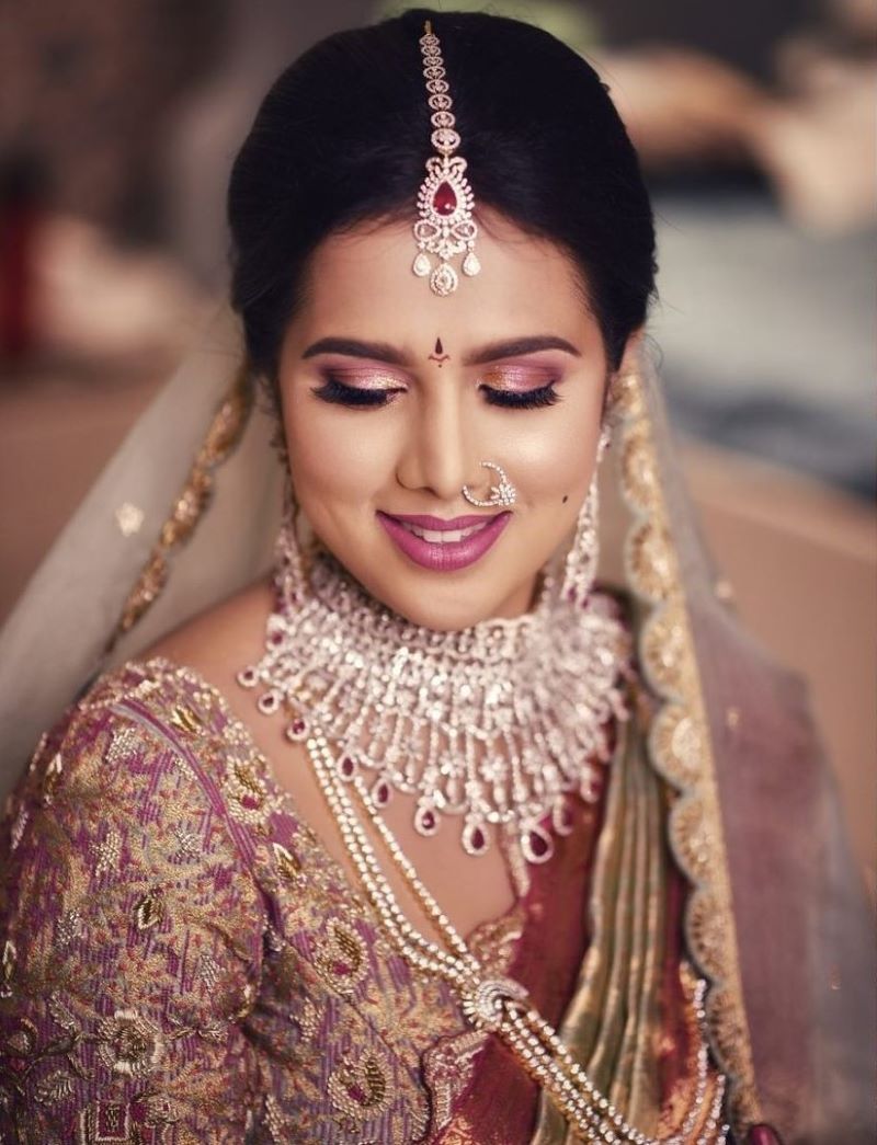 pink smokey eye makeup for south indian bride for wedding