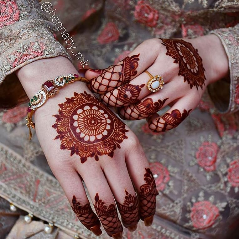 intricate and unique mandala mehndi design arabic for bride