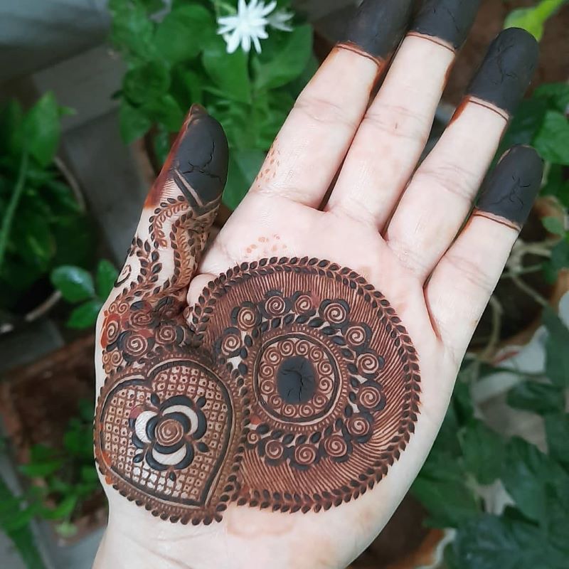 simple and very easy heart mandala mehendi