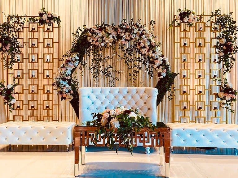 simple and classic geometric stage decor for wedding reception