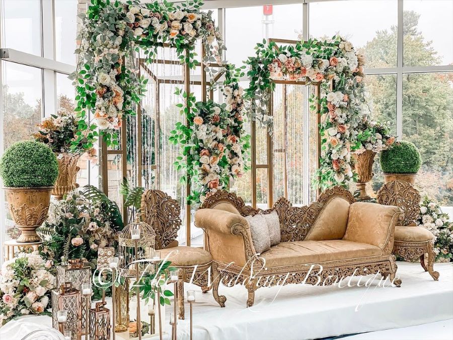 geometric backdrop for stage decoration idea